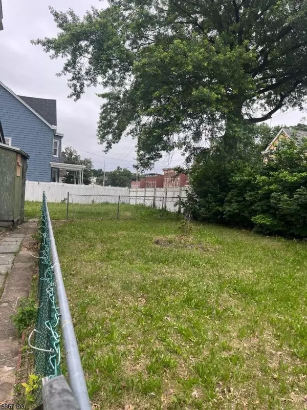 Paterson City, NJ 07522,116 Oxford St