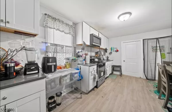 Irvington Twp., NJ 07111,70 Welland Ave