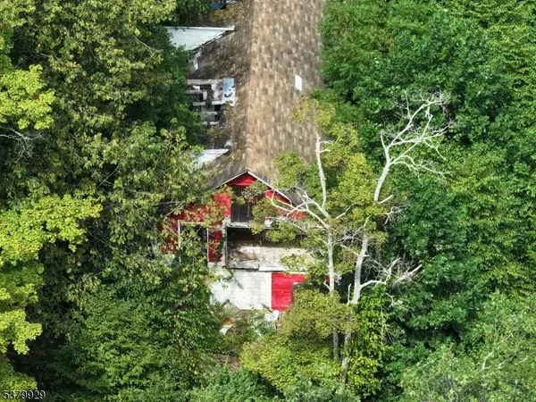 Frankford Twp., NJ 07826,20 Pines Rd