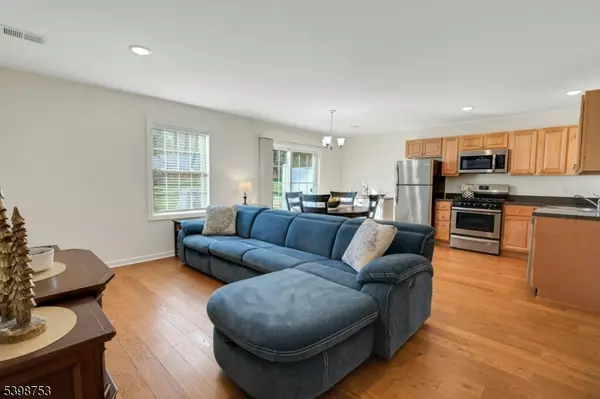 Newton Town, NJ 07860,19 Gregg Ct