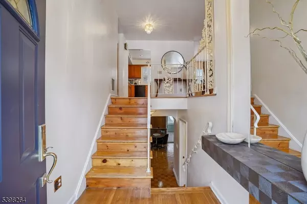 Maplewood Twp., NJ 07040,530 Prospect St