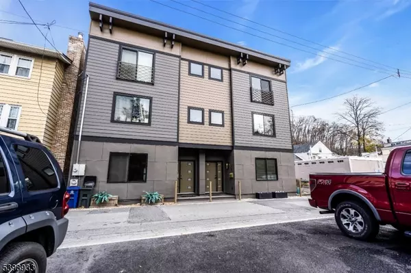 Lambertville City, NJ 08530,10 Mccready Aly