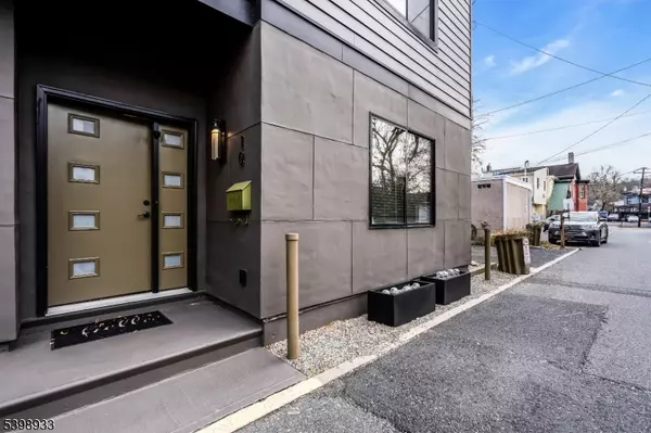 Lambertville City, NJ 08530,10 Mccready Aly