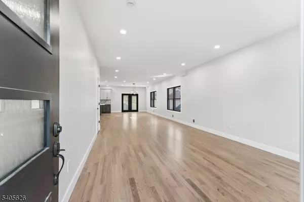 Roselle Boro, NJ 07203,228 Locust St