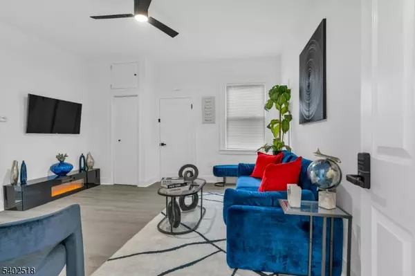 Montclair Twp., NJ 07042,68 Pine St