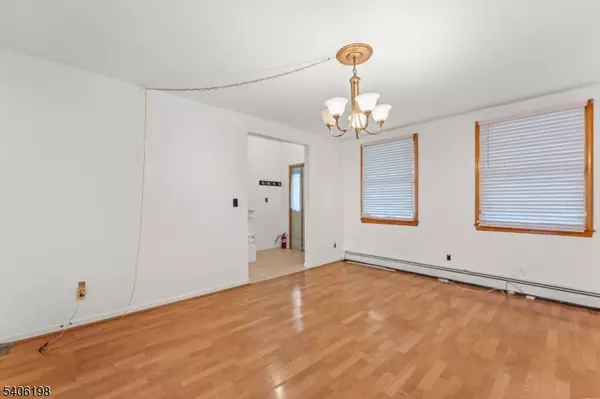 Clifton City, NJ 07011,27 Madison Ave