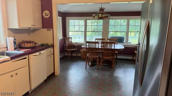 Oxford Twp., NJ 07863,231 Belvidere Ave