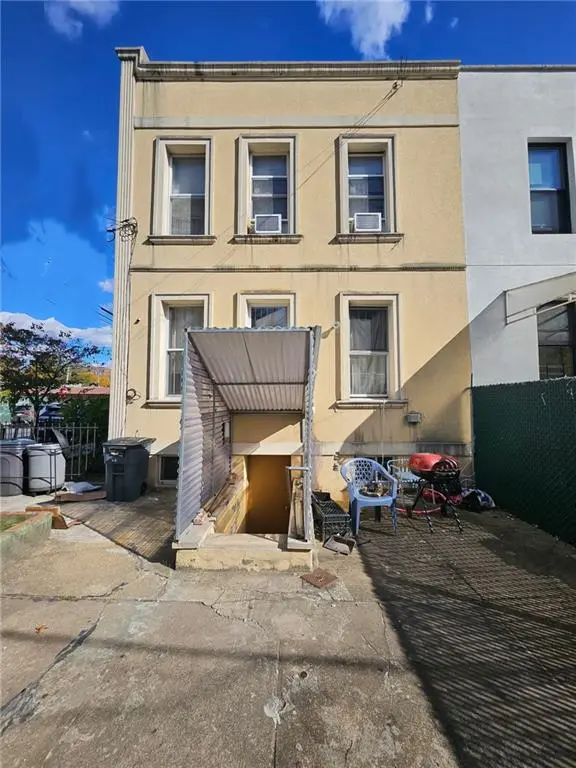 Brooklyn, NY 11223,44 Quentin RD