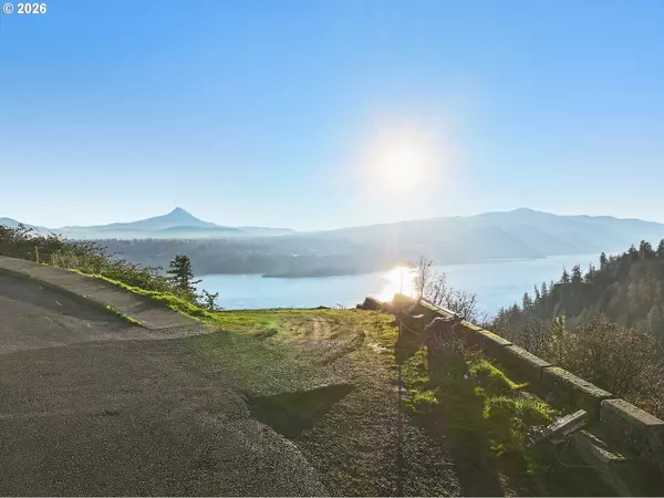 White Salmon, WA 98672,248 STERLING BLVD