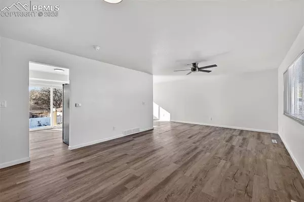 Colorado Springs, CO 80910,1926 Montezuma DR