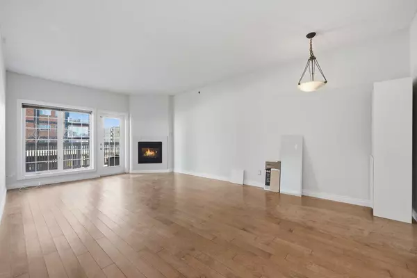 Calgary, AB T2R 0S1,820 15 AVE SW #402