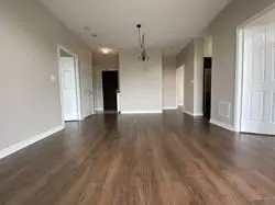 Toronto C01, ON M5J 3A2,51 Lower Simcoe ST #208