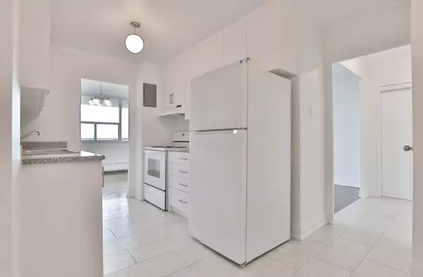 Toronto C15, ON M2J 1K2,185 Shaughnessy BLVD #1805