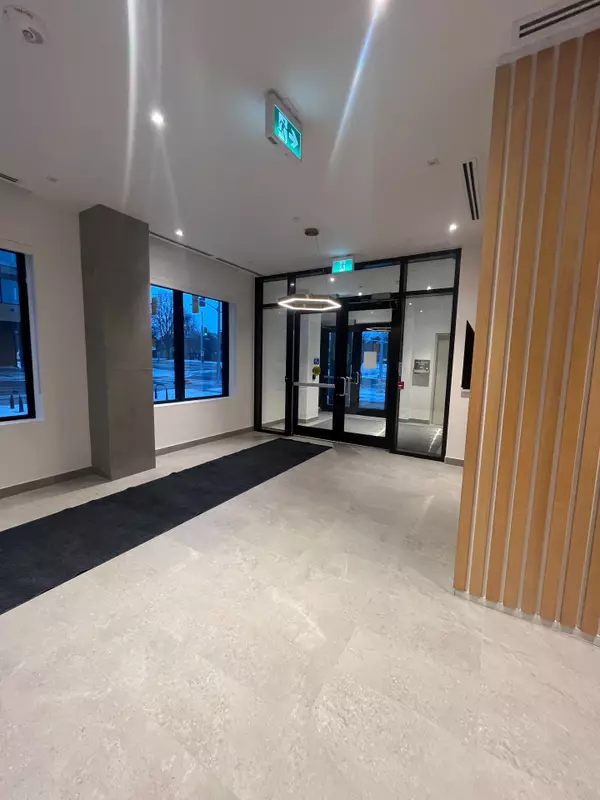 Toronto E11, ON M1B 0G1,7439 Kingston RD #915