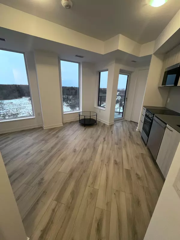 Toronto E11, ON M1B 0G1,7439 Kingston RD #915