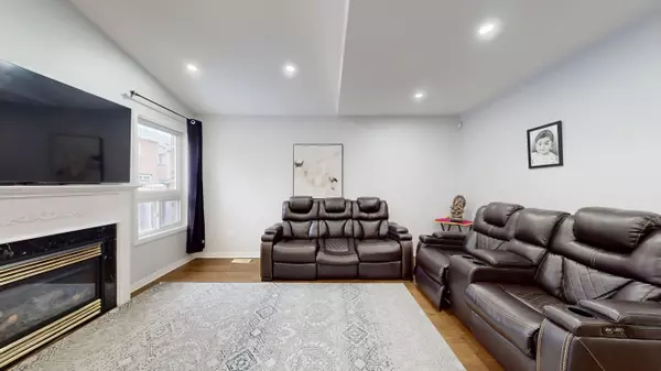 Ajax, ON L1Z 2A7,12 Teasdale ST