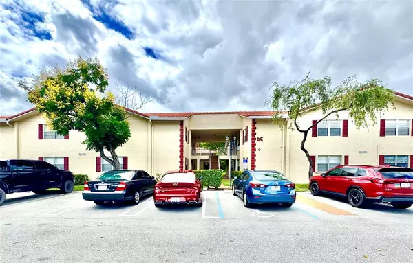 3590 N University Dr #V-6, Coral Springs, FL 33065