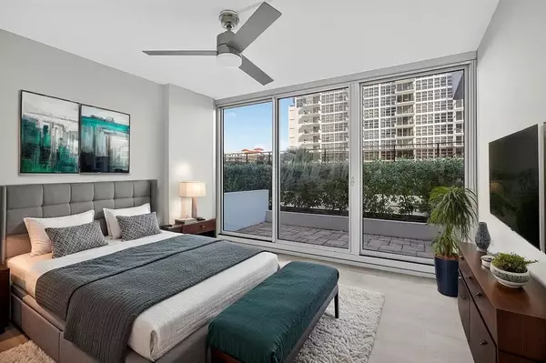 Pompano Beach, FL 33062,525 N Ocean Blvd #422