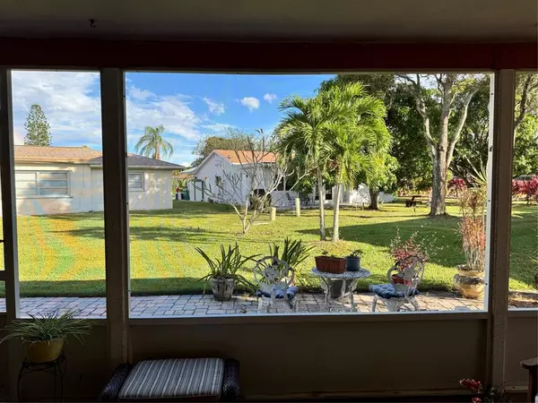 Tamarac, FL 33321,7002 NW 93rd Ave