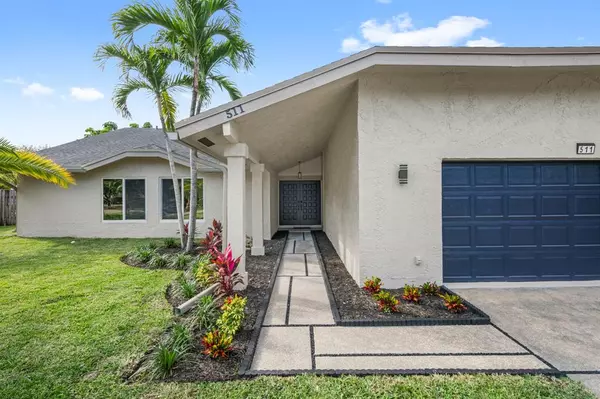 511 NW 78th Ter, Plantation, FL 33324