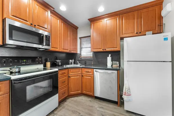 Pompano Beach, FL 33066,2684 N Carambola Cir #1768