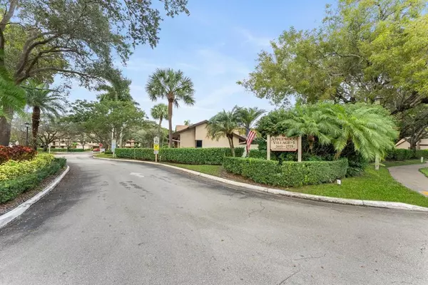 Pompano Beach, FL 33066,2684 N Carambola Cir #1768