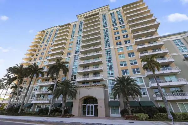 700 E Boynton Beach Blvd #1006, Boynton Beach, FL 33435