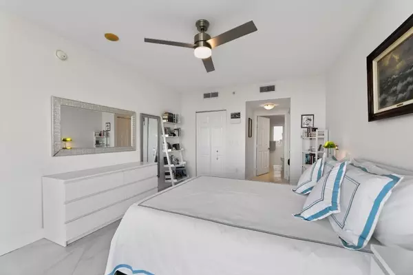 Boynton Beach, FL 33435,700 E Boynton Beach Blvd #1006