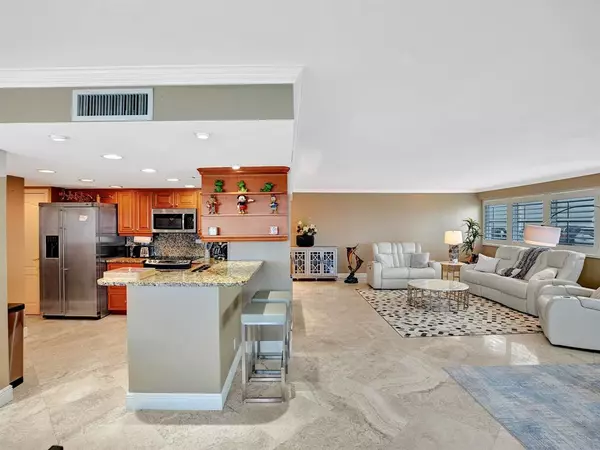 Fort Lauderdale, FL 33308,3430 Galt Ocean DR #106