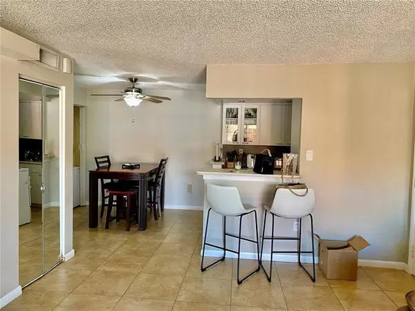 Miami Lakes, FL 33014,7200 Fairway Dr #H 12