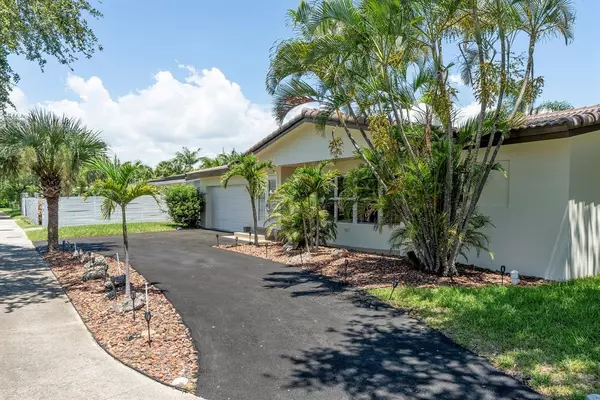 Fort Lauderdale, FL 33308,2181 NE 62nd St