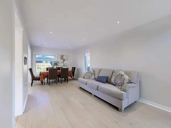 Vaughan, ON L4H 1M6,22 Laura Sabrina DR