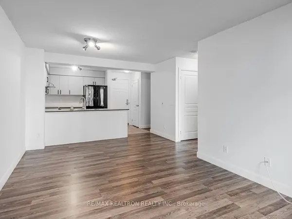 Richmond Hill, ON L4C 0T7,310 Red Maple RD #306