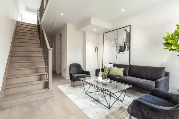 Toronto W03, ON M6E 0B2,23 Innes AVE