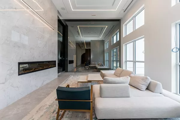 Oakville, ON L6M 4M2,509 Dundas ST W #205