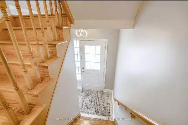 Mississauga, ON L5V 2Y4,5980 Whitehorn AVE #101