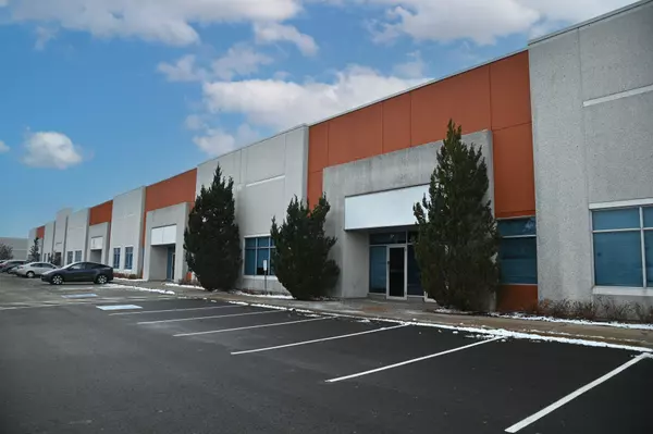 3600A Laird RD #7, Mississauga, ON L5L 0A3