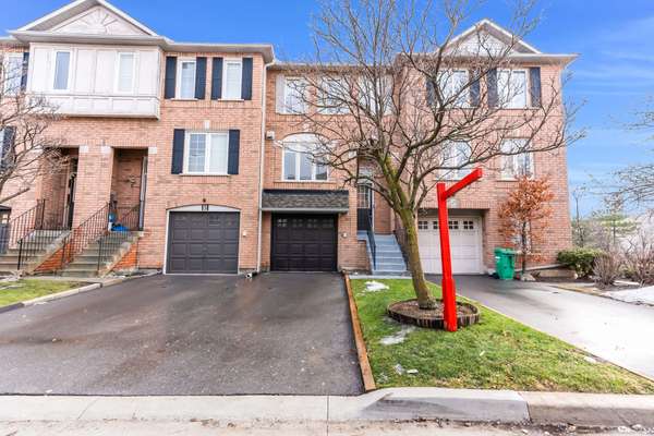 2 Clay Brick CT NW #3, Brampton, ON L6V 4M1