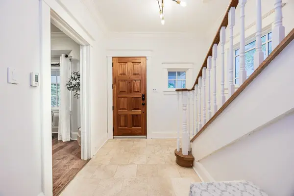 Oakville, ON L6J 3M3,409 Reynolds ST