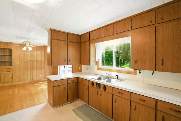 Marmora And Lake, ON K0K 2M0,73 Cameron ST