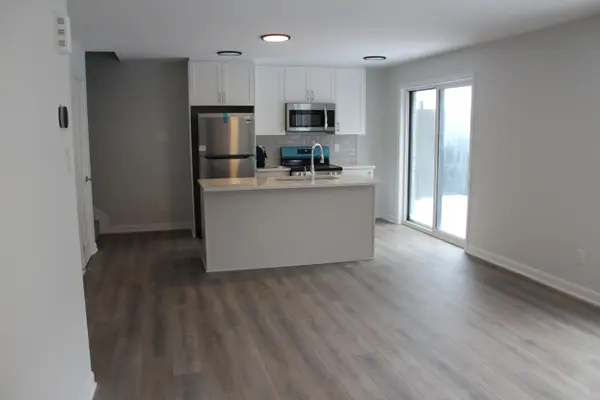 Barrhaven, ON K2J 5W4,801 Glenroy Gilbert DR #10