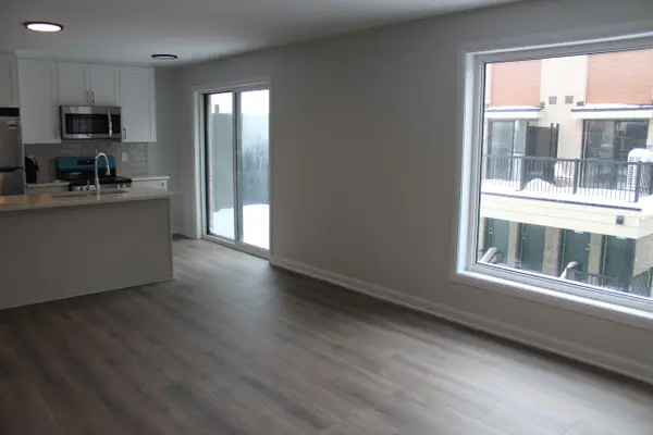 Barrhaven, ON K2J 5W4,801 Glenroy Gilbert DR #10