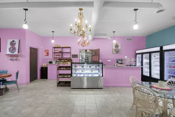 Carleton Place, ON K7C 0B4,1 Costello DR #3