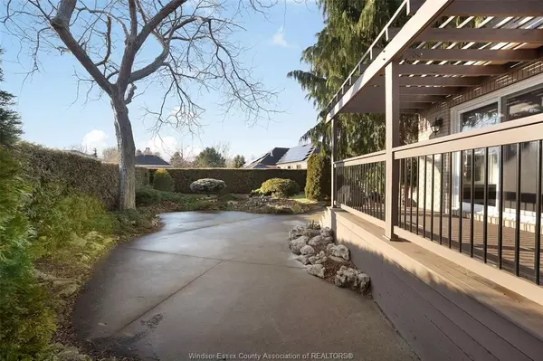 Kingsville, ON N9Y 3S8,3035 ROWLEY PARK DR