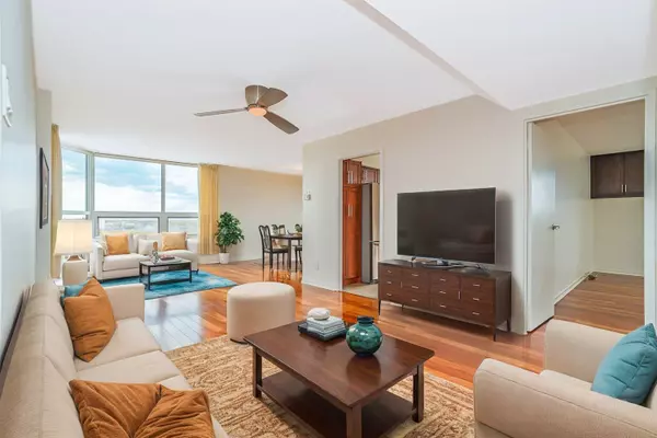 Alta Vista And Area, ON K1G 4J4,1500 Riverside DR #2305