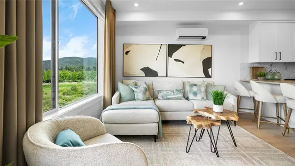 Langford, BC V9B 7B7,1371 Goldstream Ave #614