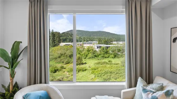 Langford, BC V9B 7B7,1371 Goldstream Ave #614