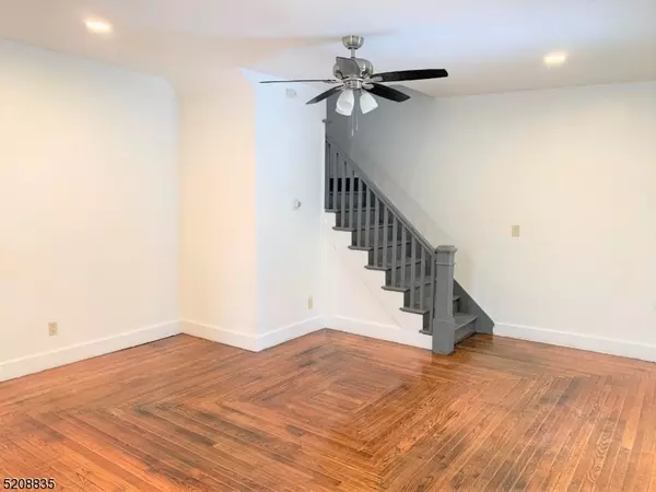 Franklin Boro, NJ 07416,6-8 Cork Hill Rd #4