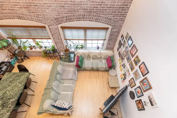 Toronto W02, ON M6H 4K1,1100 Lansdowne AVE #328