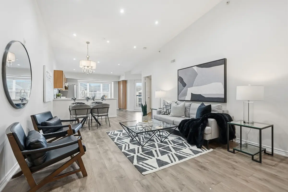 Burlington, ON L7L 7G8,2035 Appleby Line #411